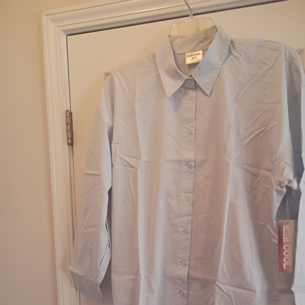 New Ladies 32 Degrees Cool Blue Collared Shirt(L)
